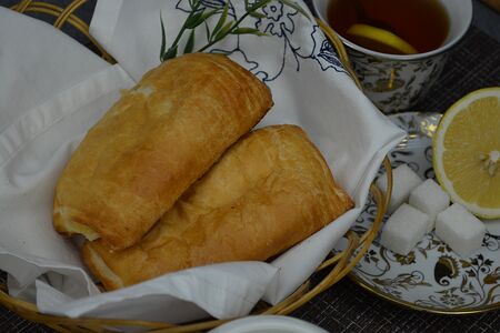 Слойка ветчина и сыр