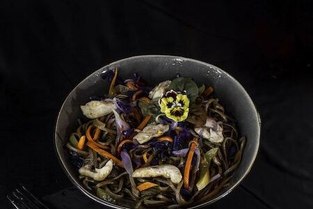 Лапша соба с овощами