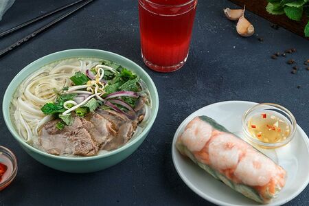 Комбо №2: фо бо, фреш-ролл (1 шт.), морс