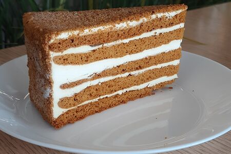 Десерт Медовый