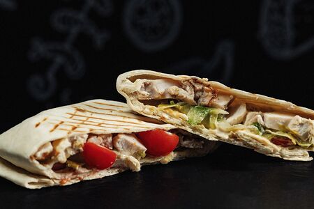 Тортилья с бужениной из курицы