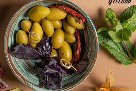 Оливки в домашнем маринаде