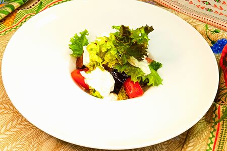 Салат с хрустящим баклажаном