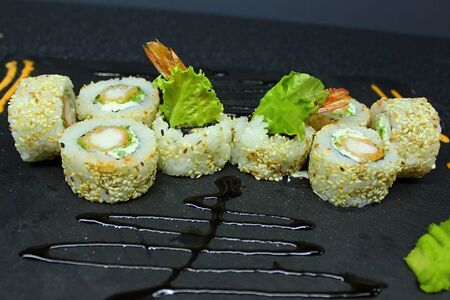 Натто эби маки