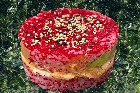 Бургер ролл с лососем