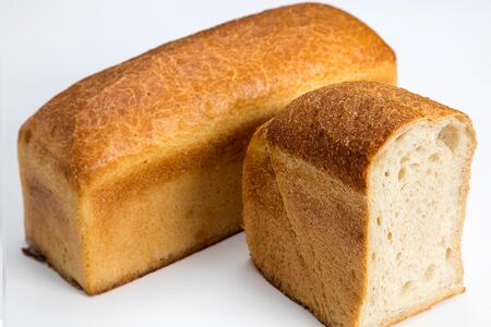 Хлеб пшеничный Фирменный на закваске половина