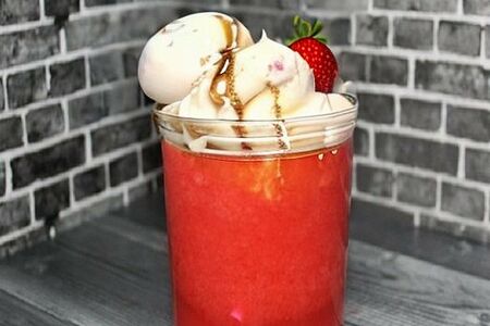 Клубника Айс Крим