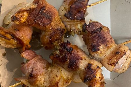 Креветки в беконе на гриле