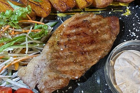 Свиная корейка гриль