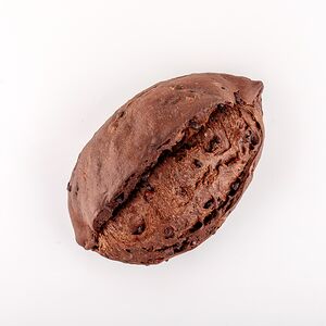 Особый шоколадный хлеб с вяленой клюквой