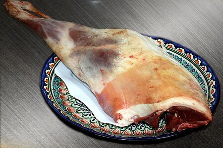 Баранина задняя часть ноги