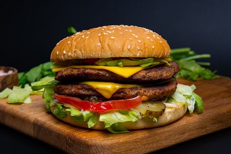 Двойной чизбургер