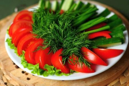 Салат свежая нарезка зелень