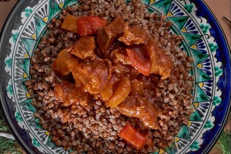 Гречка с гуляшом