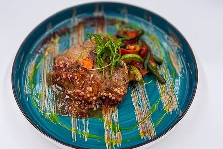 Стейк из cвинoй шеи