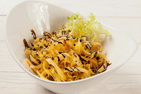 Мясной салат