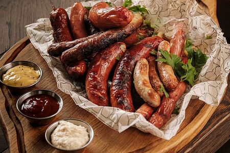 Ассорти колбас