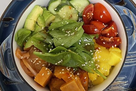 Поке с лососем