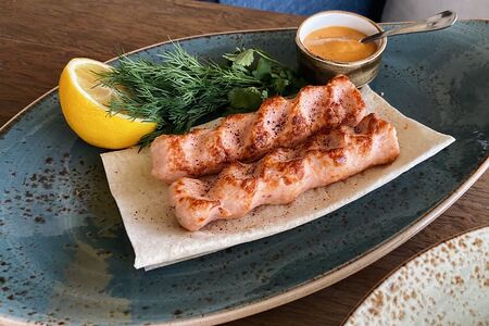 Люля-кебаб из снежного краба и креветок