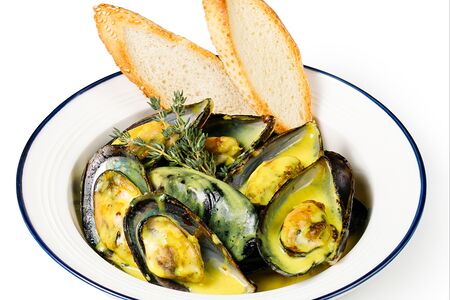 Мидии в соусе карри