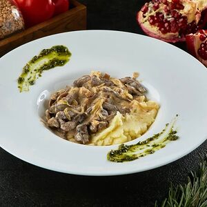 Бефстроганов с пюре