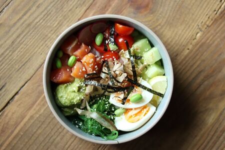 Поке с лососем