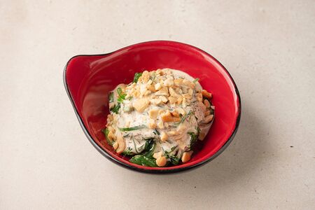 Чука с ореховым соусом