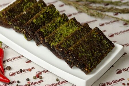 Гренки ржаные чесночные