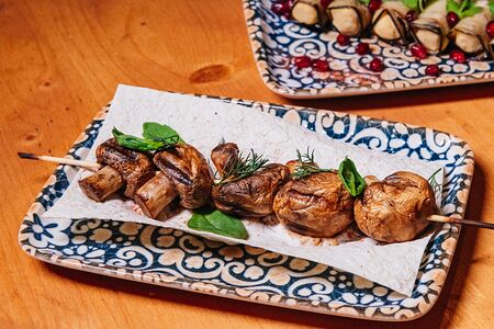 Шампиньоны на мангале