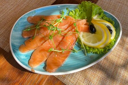 Семга слабосоленая