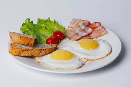 Яичница глазунья