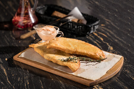 Чебурек с мясом