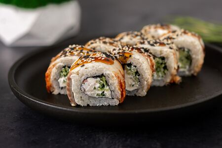 Унаги хот ролл