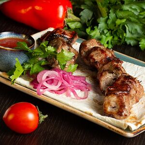 Шашлык из cвинoй шеи