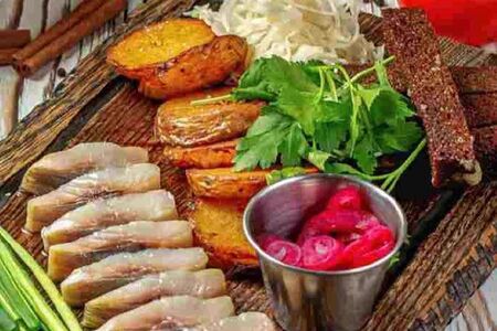 Закуска с селедочкой