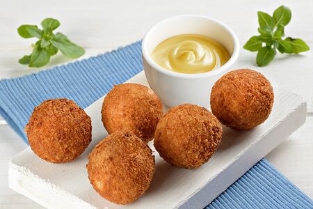 Сырные шарики