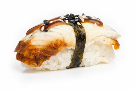 Суши с угрем