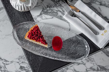 Брусничный пирог