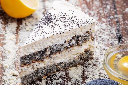 Торт маковый