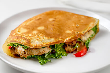 Блин Цезарь с курицей