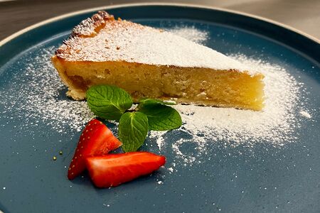 Торт с франжипаном и апельсиновым джемом