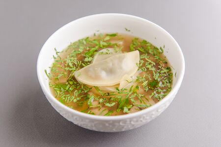 Суп с белыми грибами и трюфельными равиоли