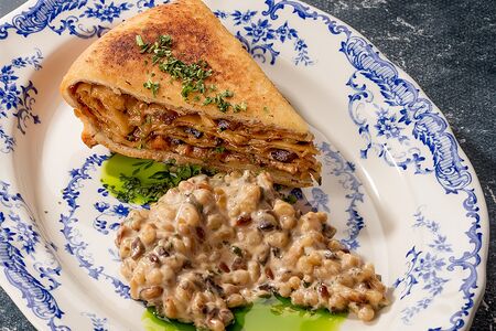 Пирог с курицей и кашей из кедрового ореха