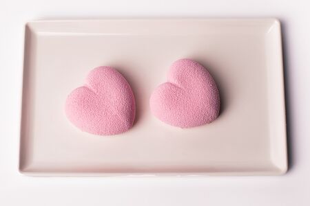 Пирожное Роман лимон с клубникой