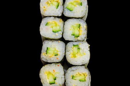 Ролл с огурцом