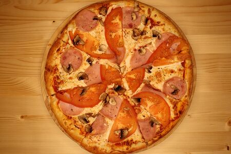 Пицца Прошутто