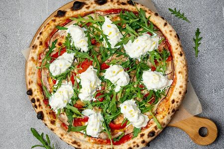 Баклажан, печеный перец и сыр страчателла