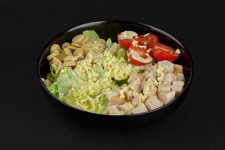 Салат Цезарь с копченой курицей
