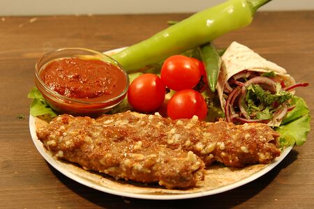 Люля из телятины с сыром и зеленью