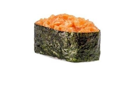 Гункан с лососем (острый)